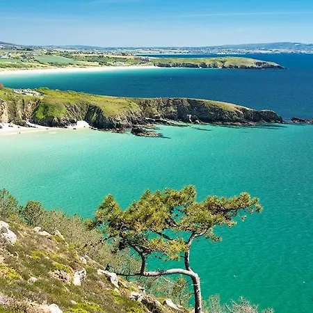 Charme Cheminée Sur La Presqu'île De Crozon, Avion Et Voilier En Baie De Douarnenez Сasa de vacaciones